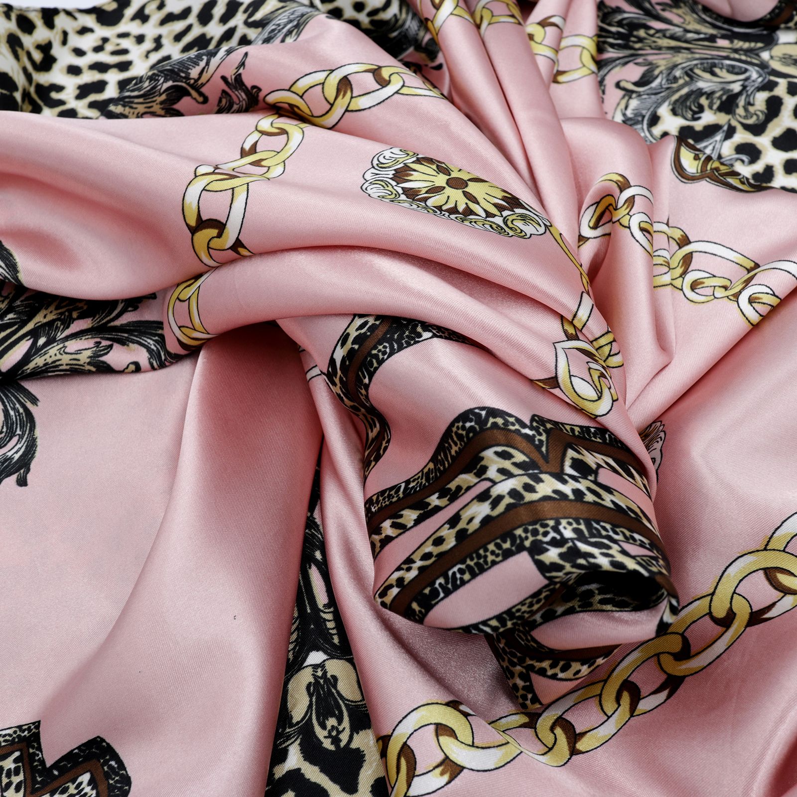 「グラムサファリ」ヴィンテージスカーフ ヨーロッパ