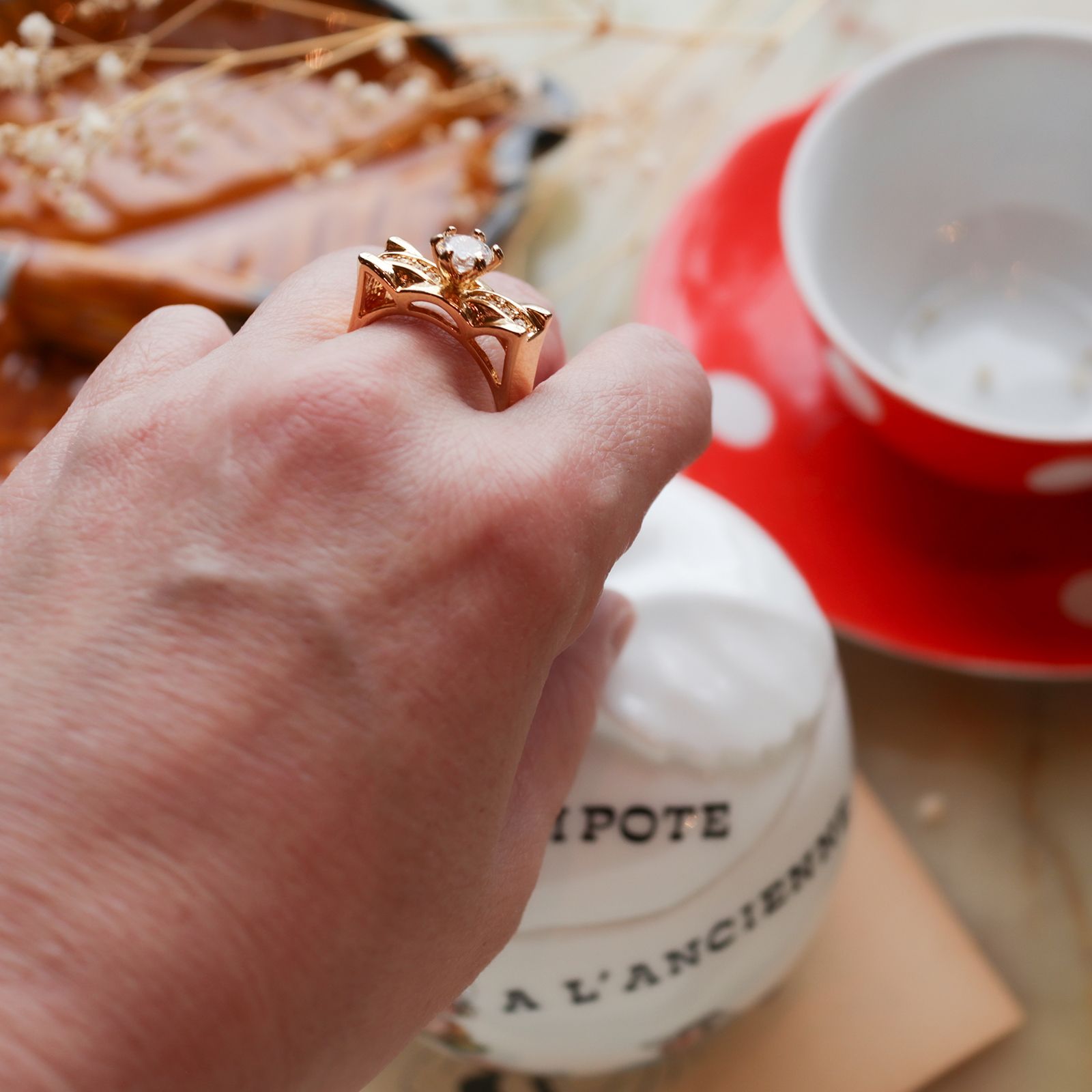 「キャットリボン」デッドストックリング イギリス