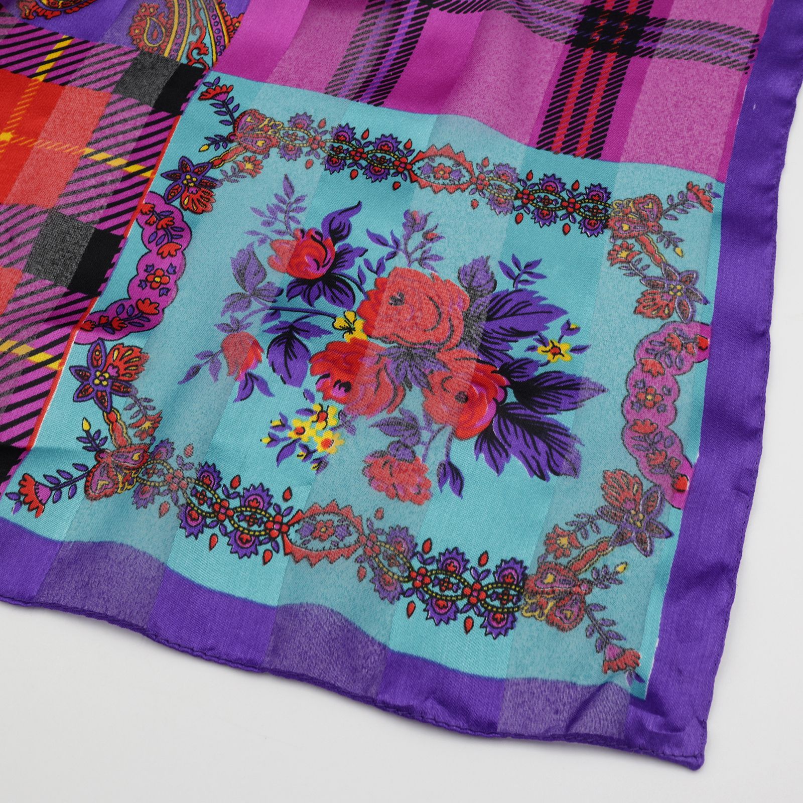 「ポイズンペイズリー」ヴィンテージスカーフ ヨーロッパ