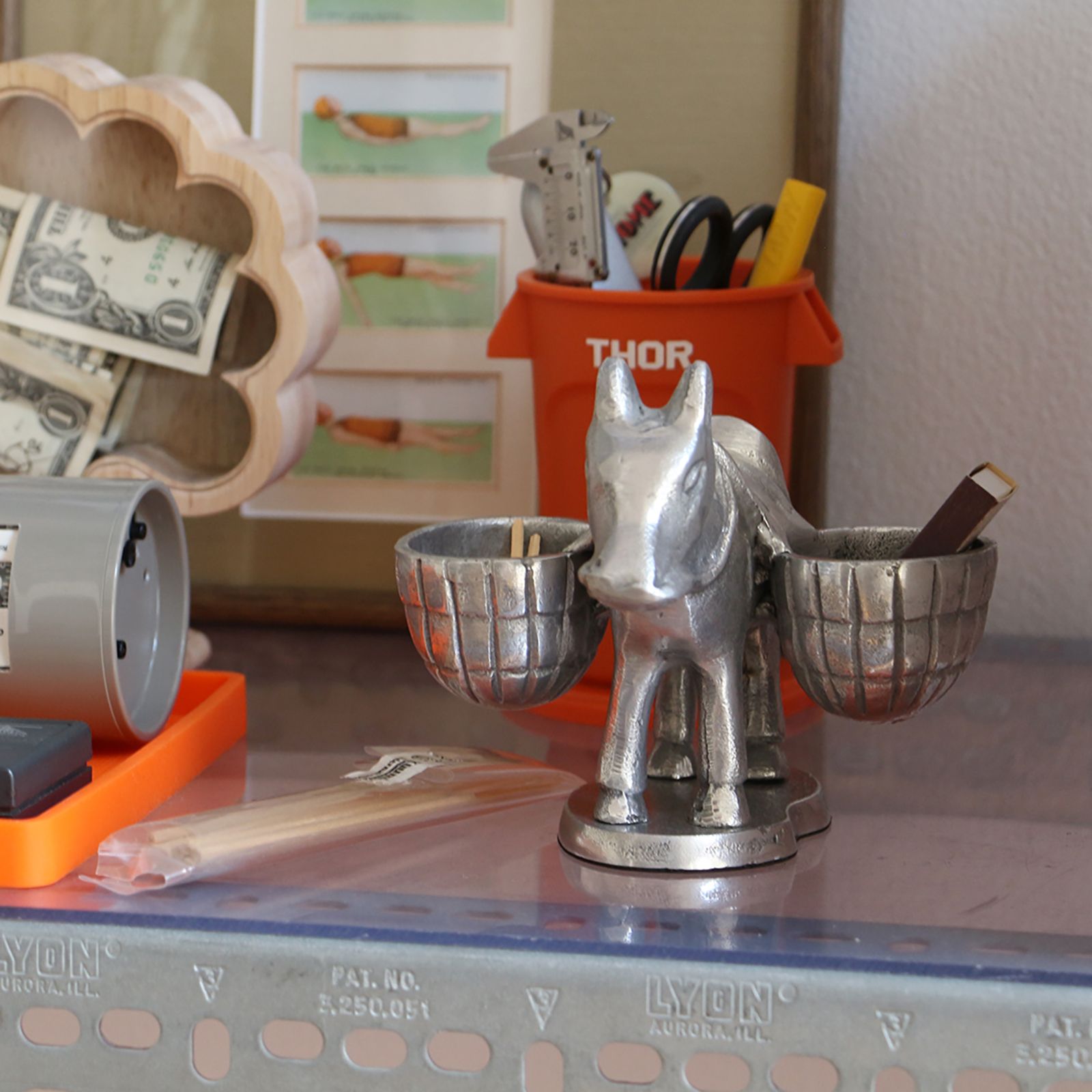 「Donkey And Basket」Silver