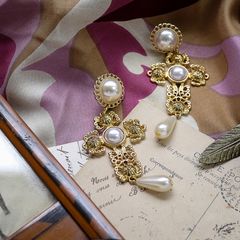 「ビザンチンパールクロス」ピアス