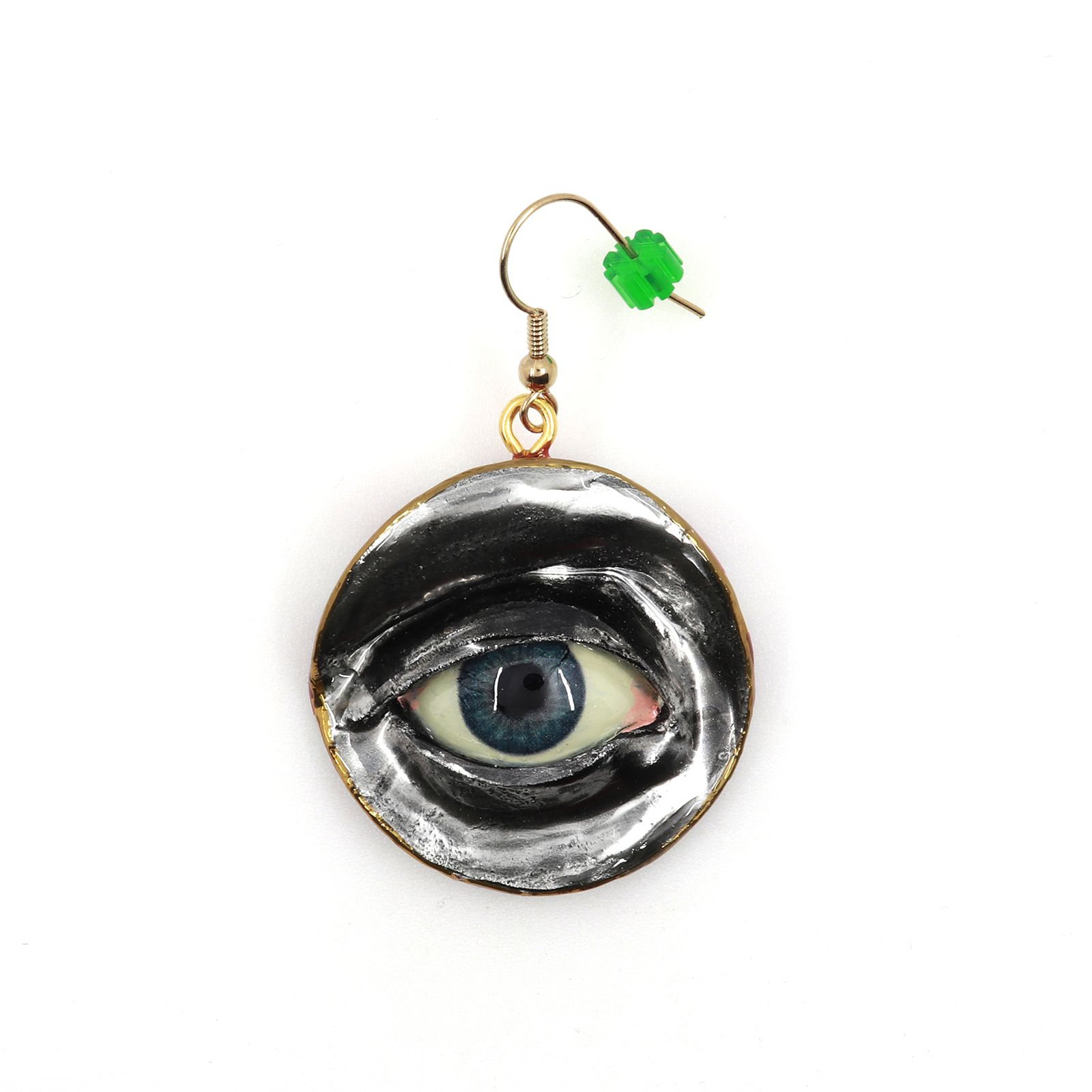「目」ピアス（片耳） レッド×シルバーD