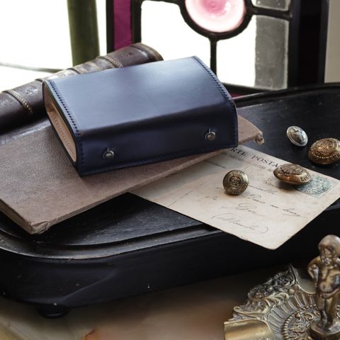 「millefoglie II cordovan27」ミニ財布 ネイビー