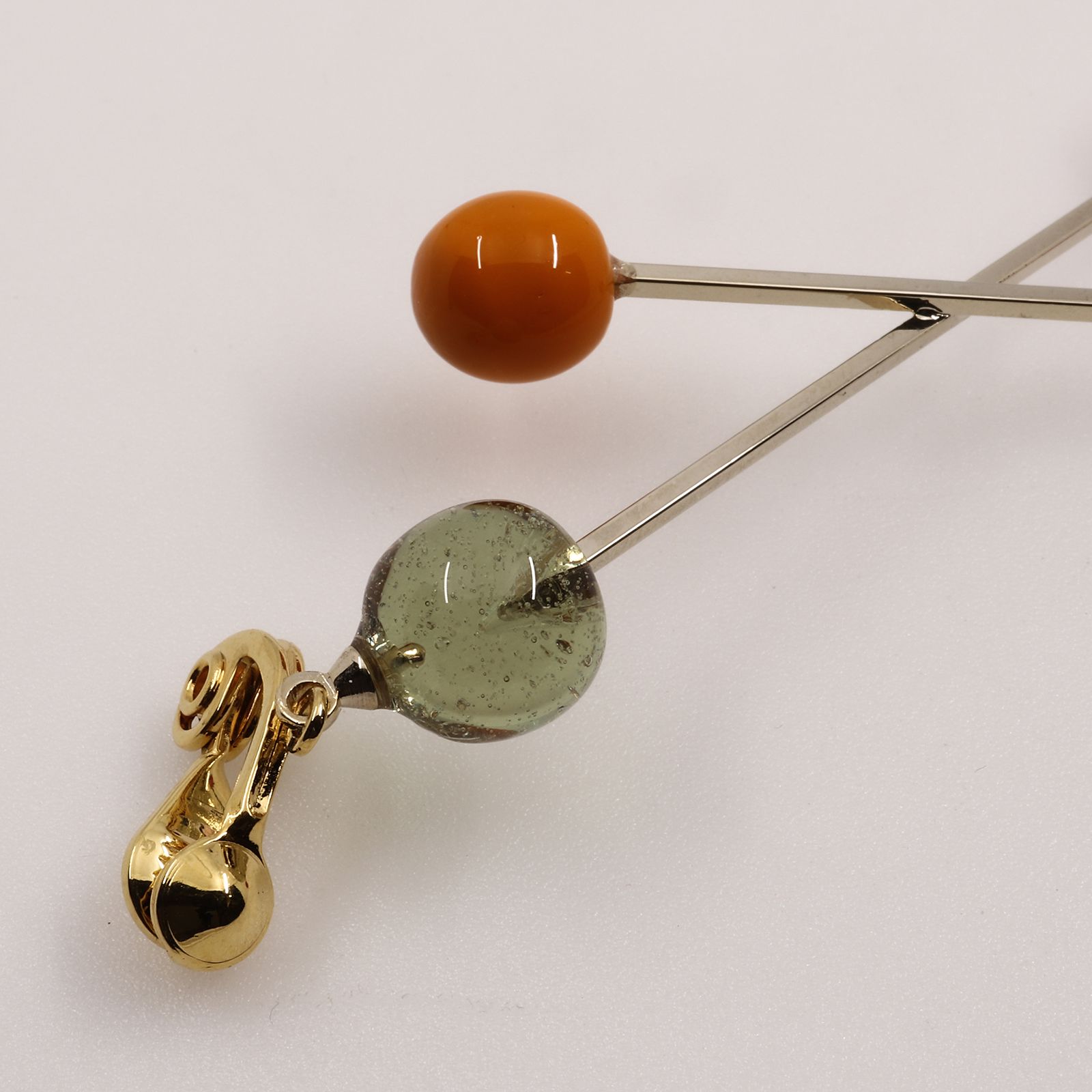 「Glass Baton Earring」イヤリング（片耳） warm