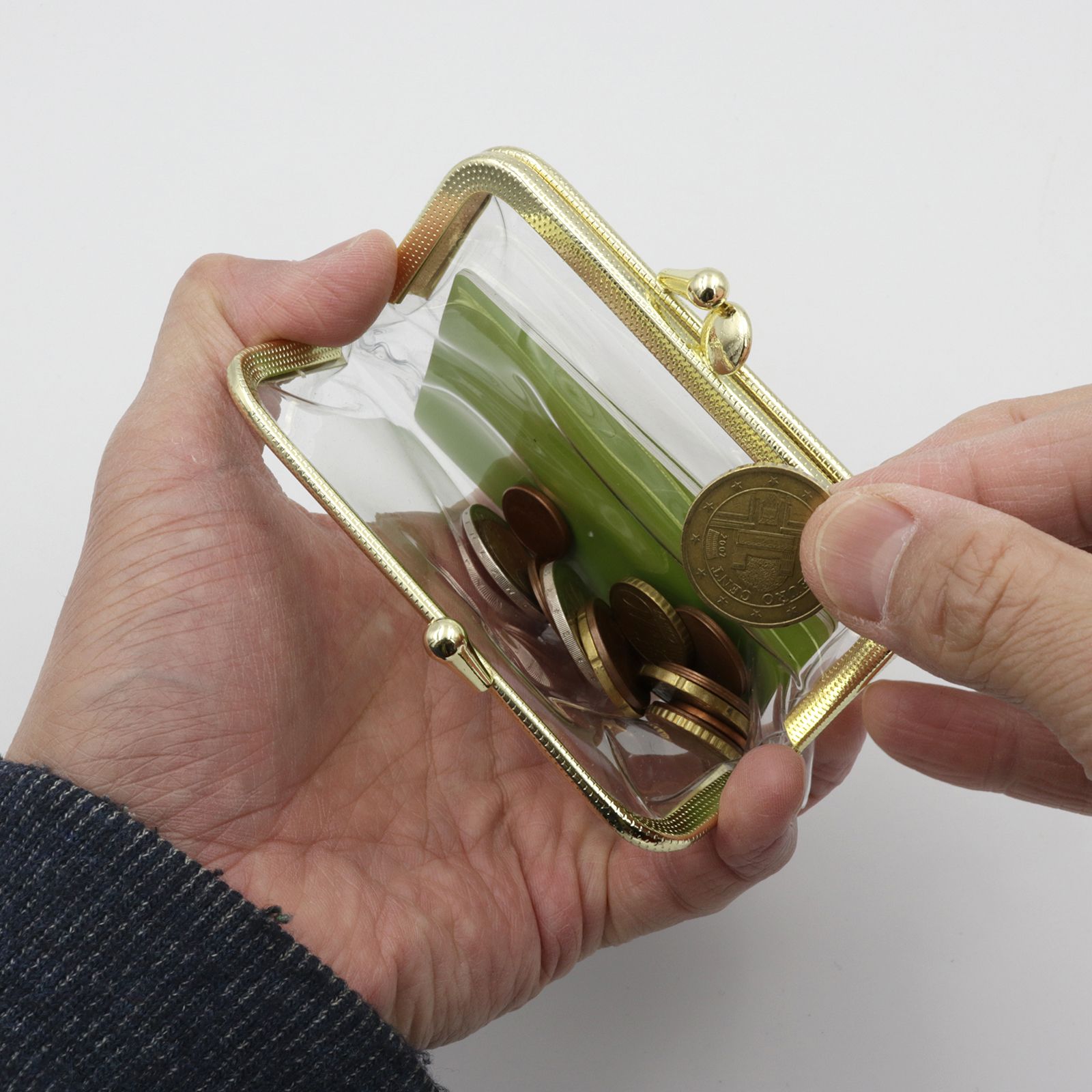「clear gamaguchi」がまぐちポーチ