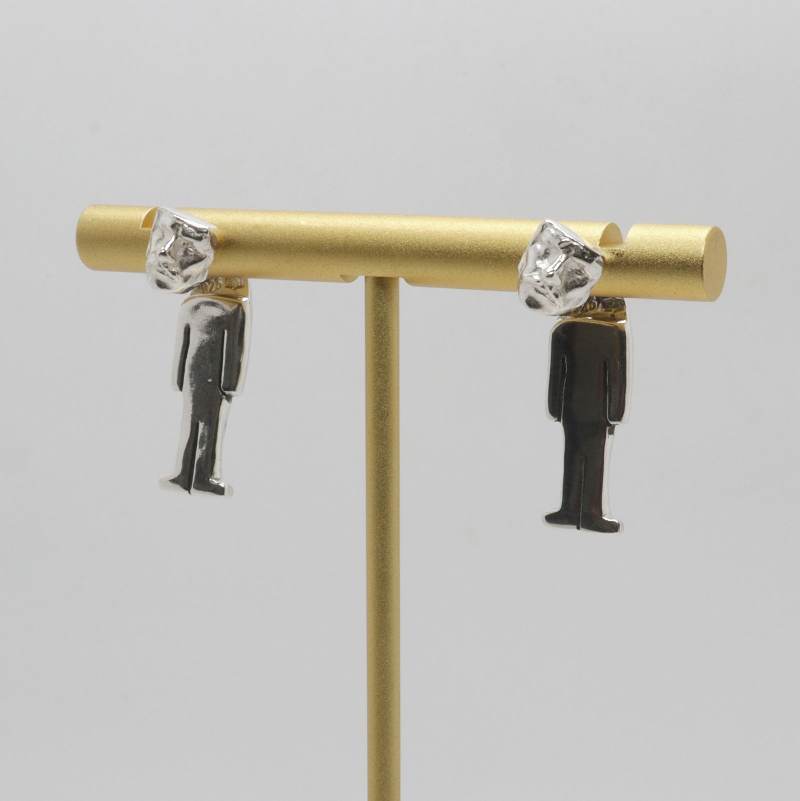 「Ear Man Earring」ピアス