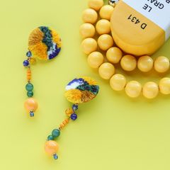 「TRIBO ビーズ」イヤリング イエロー【collection de couleurs de sachikoism】