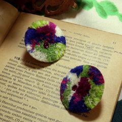 「TRIBO」ピアス