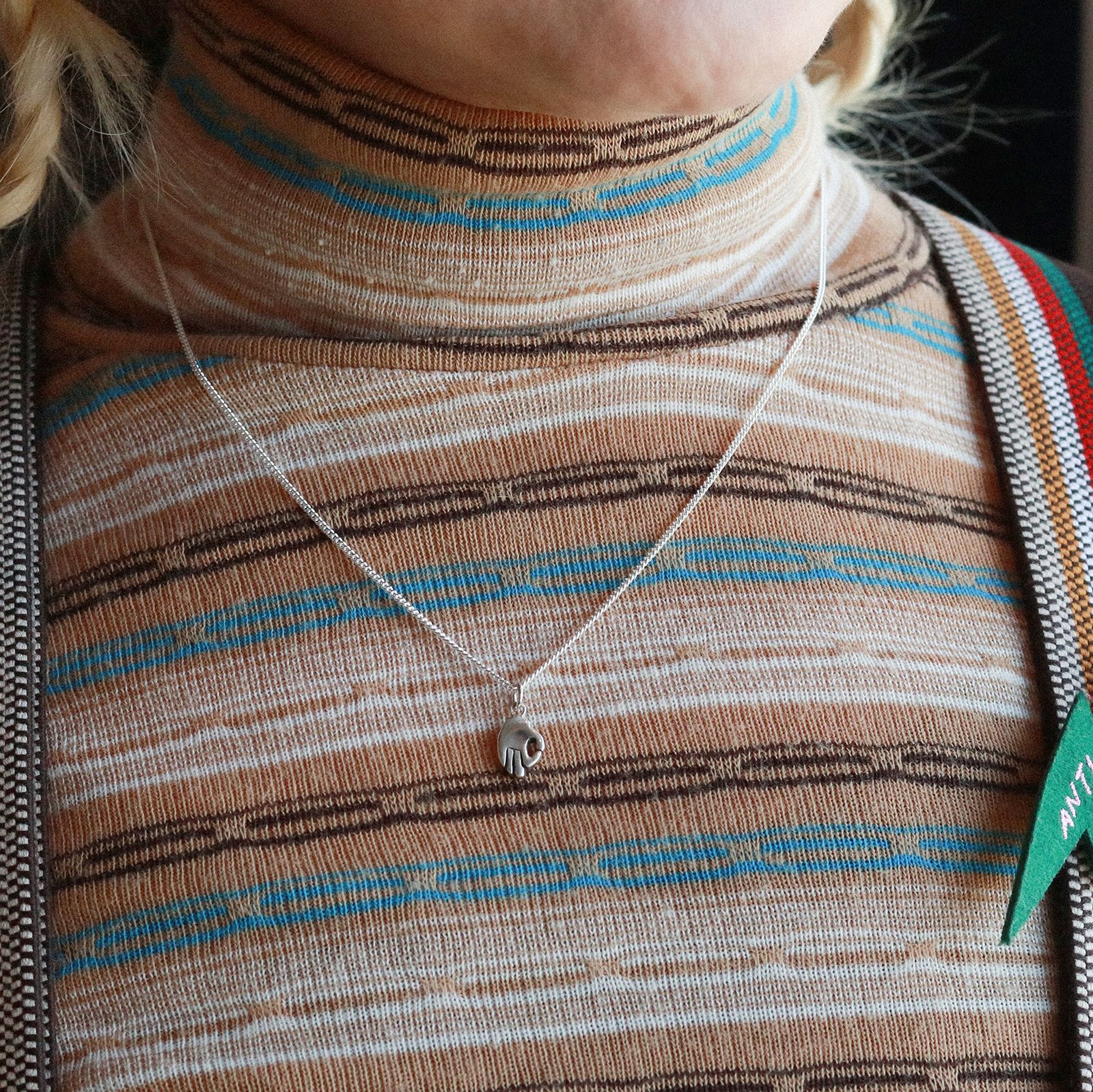 「Okay Necklace」ネックレス