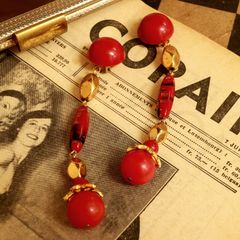 「レッドグラス&フルーツ」イヤリング フランス