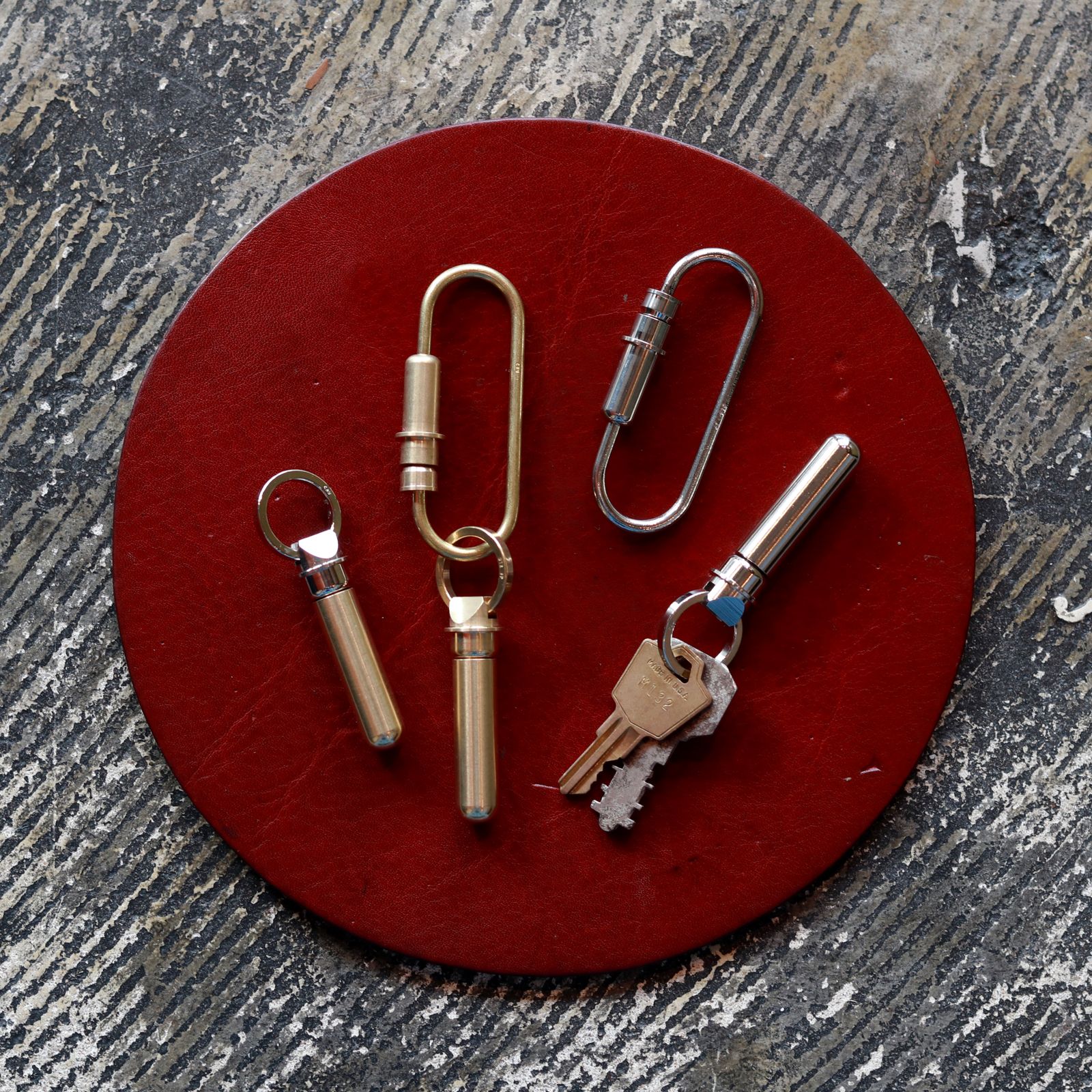 「Bullet Carabiner」キーリング ニッケル