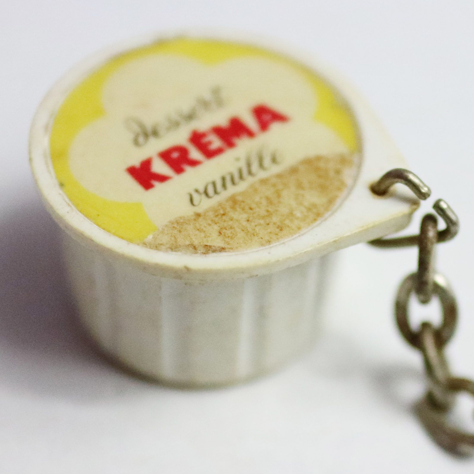 KREMA ヨーグルト "ヴァニラ" フレンチキーホルダー