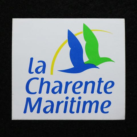La Charente Maritime ヴィンテージフレンチステッカー