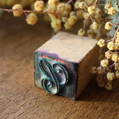 「C」アンティークイニシャルスタンプ/フランス