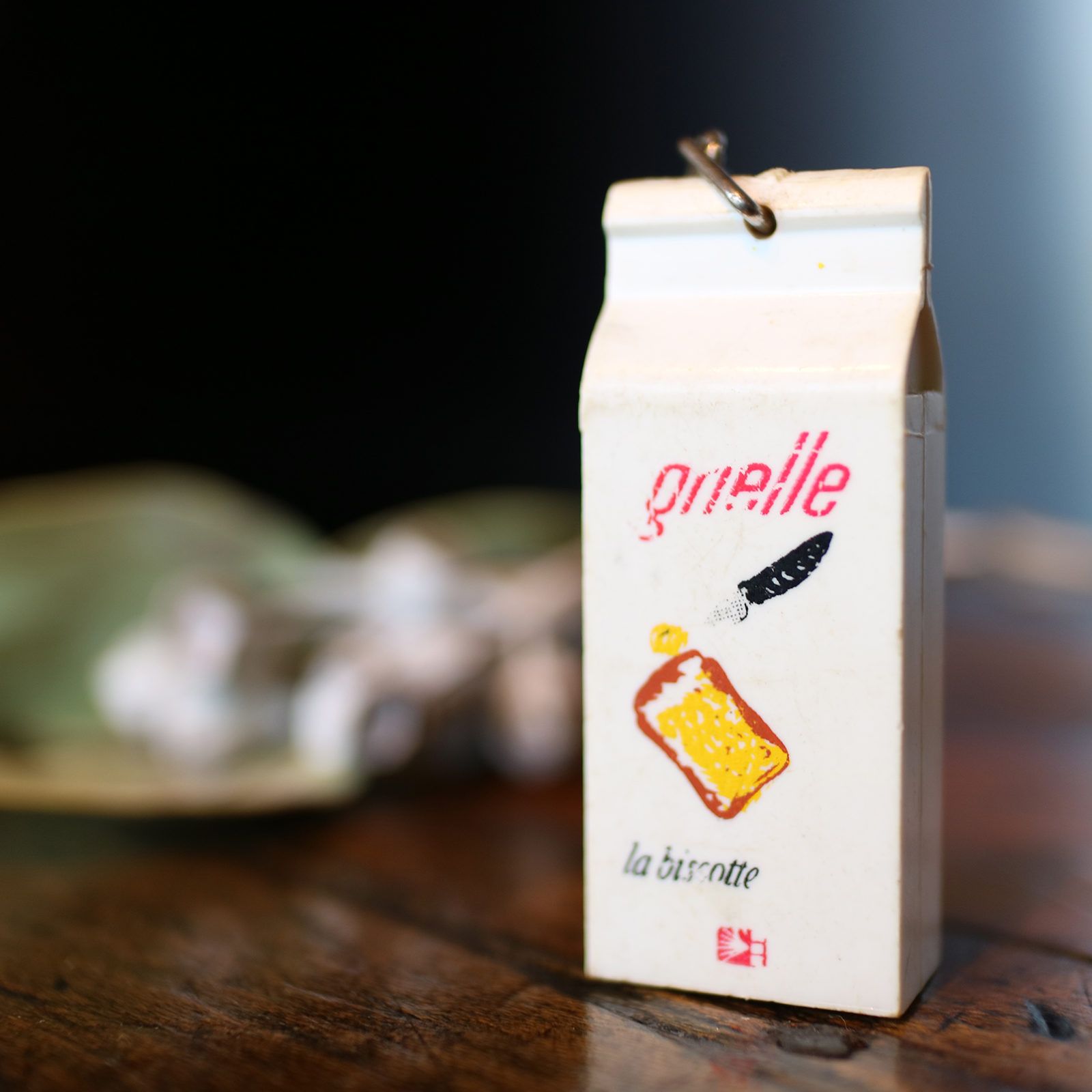 M.B.R grielle la biscotte ビスコット フレンチキーホルダー