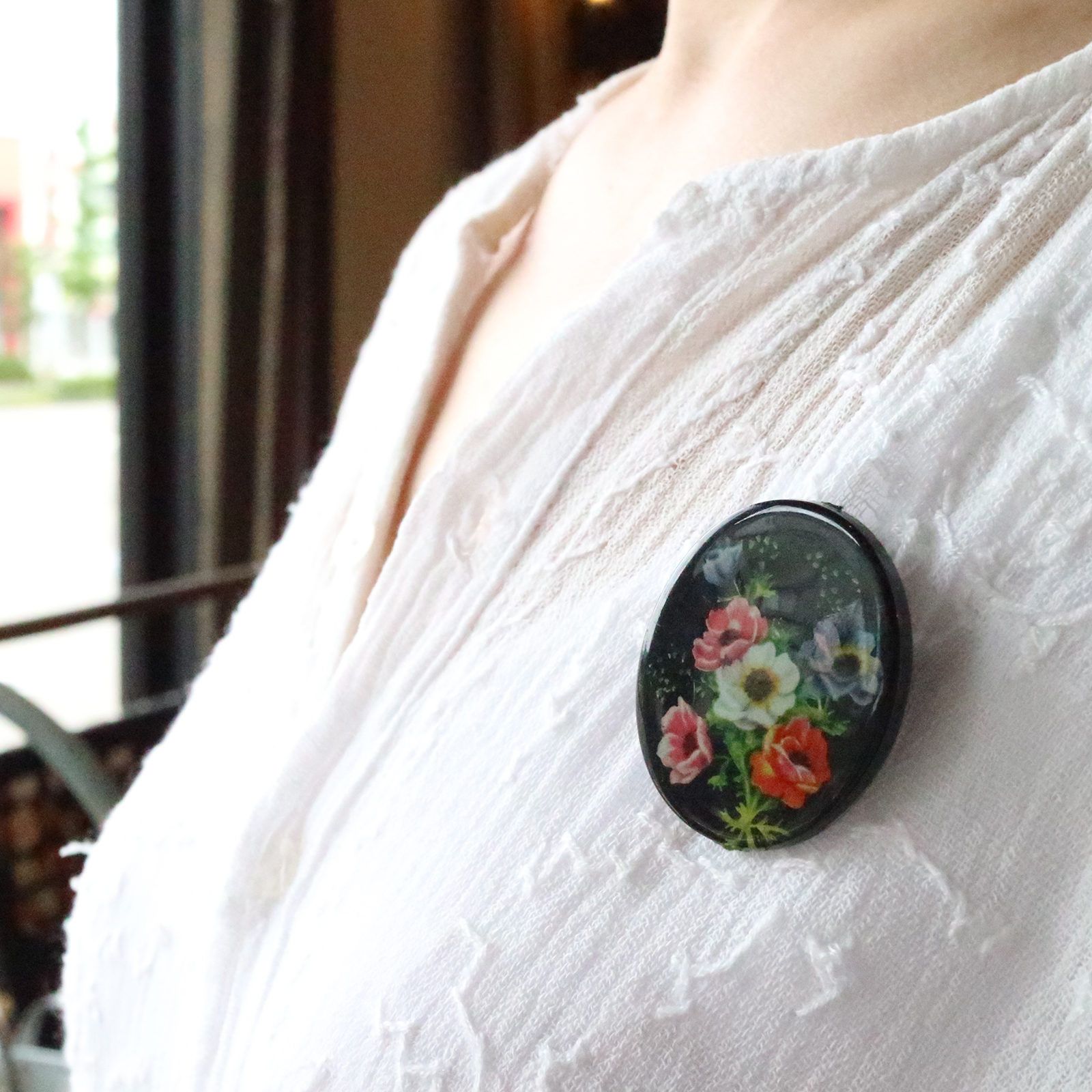 プラスチックブローチ「花」