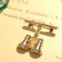 プラスチックブローチ「双眼鏡」
