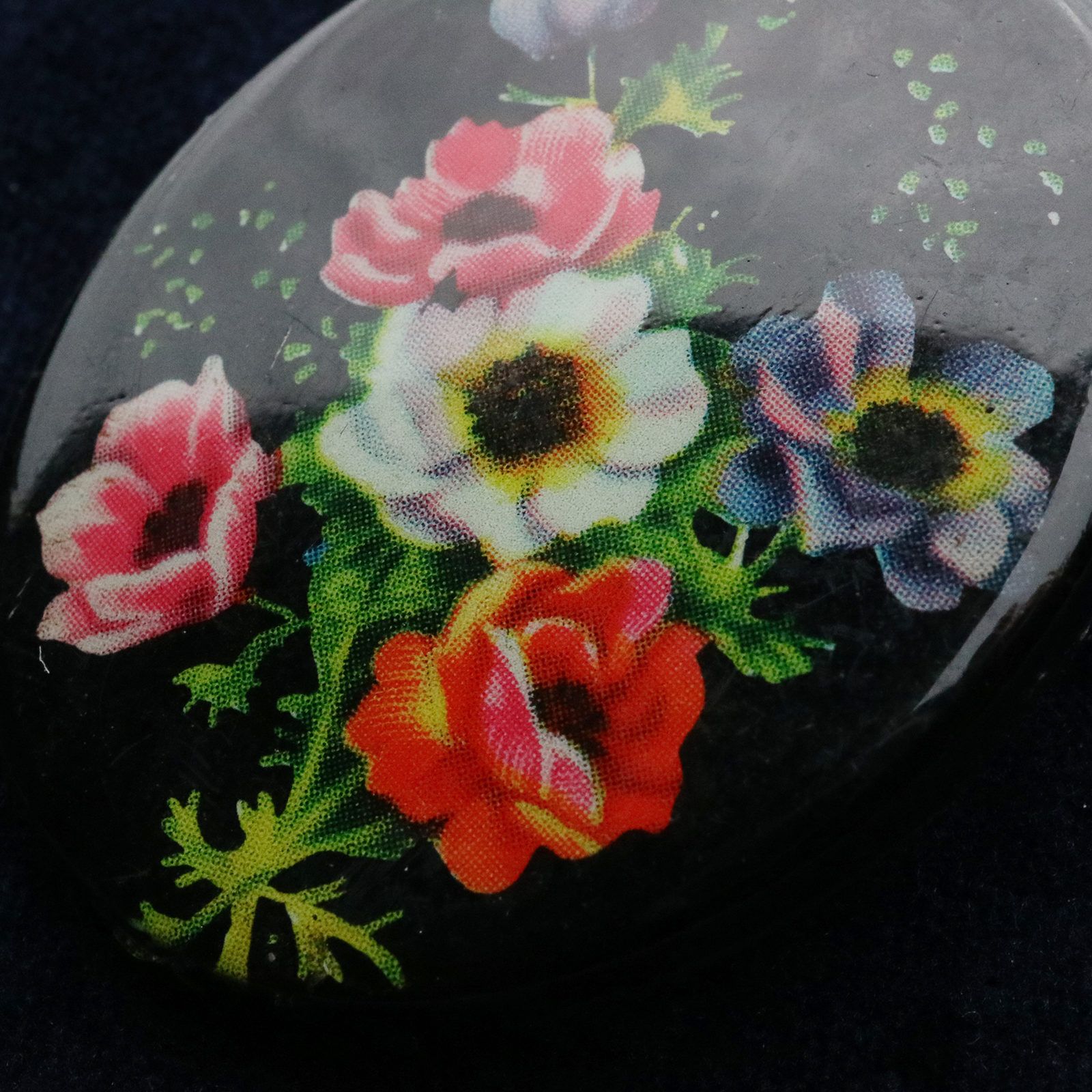 プラスチックブローチ「花」