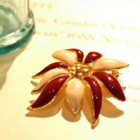 メタルブローチ「花」