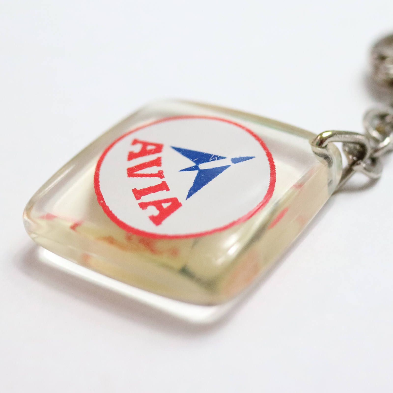 AVIA モータオイル ブルボンキーホルダー