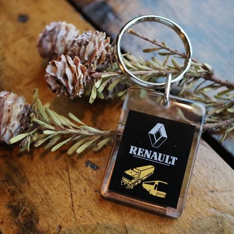 RENAULT ルノー 自動車 ブルボンキーホルダー
