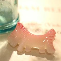 プラスチックブローチ「ヨークシャテリア」