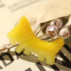 プラスチックブローチ「ヨークシャテリア」