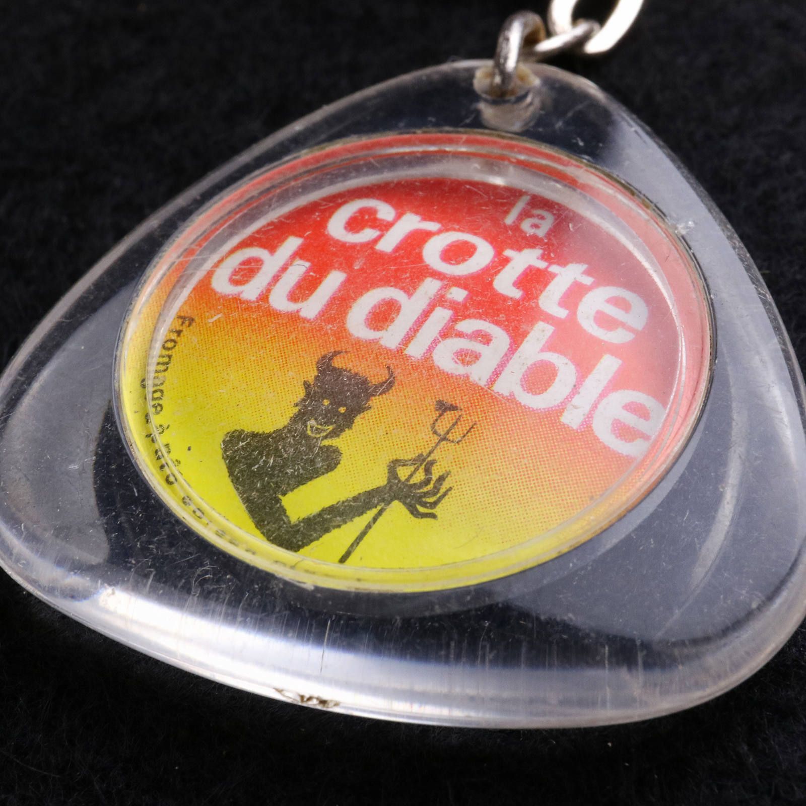 la crotte du diable チーズ フレンチキーホルダー