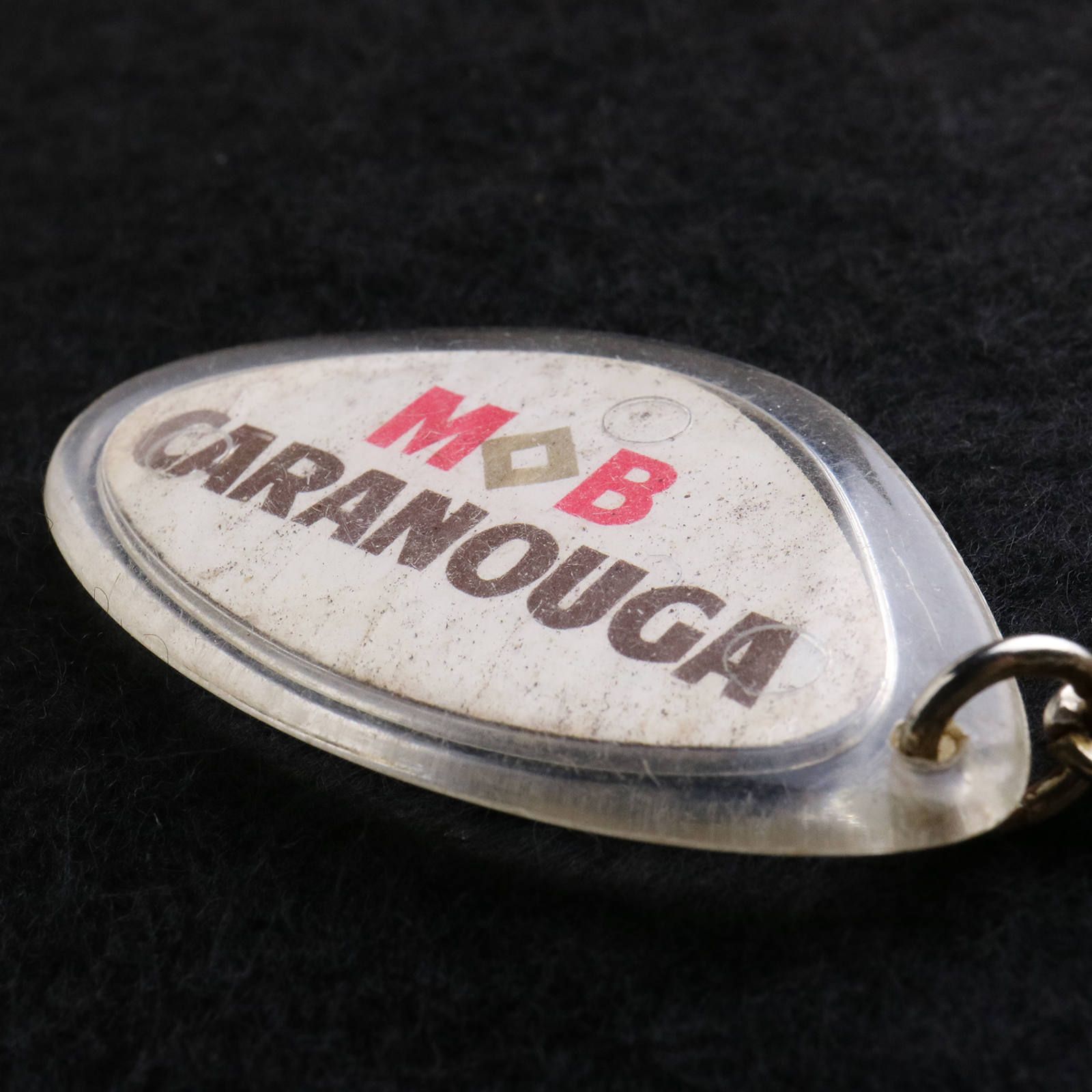 MOB CARANOUGA フレンチキーホルダー