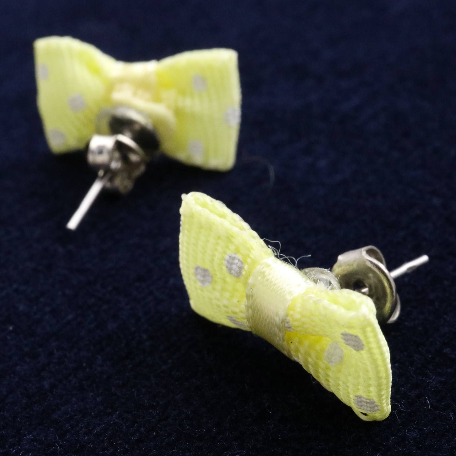 ピアス「パステルリボン」