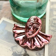 プラスチックブローチ「サーカス」