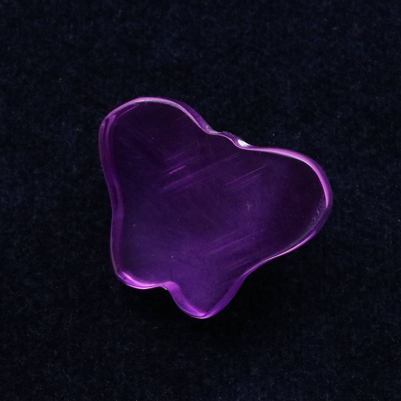 プラスチックブローチ「蝶シルエット」