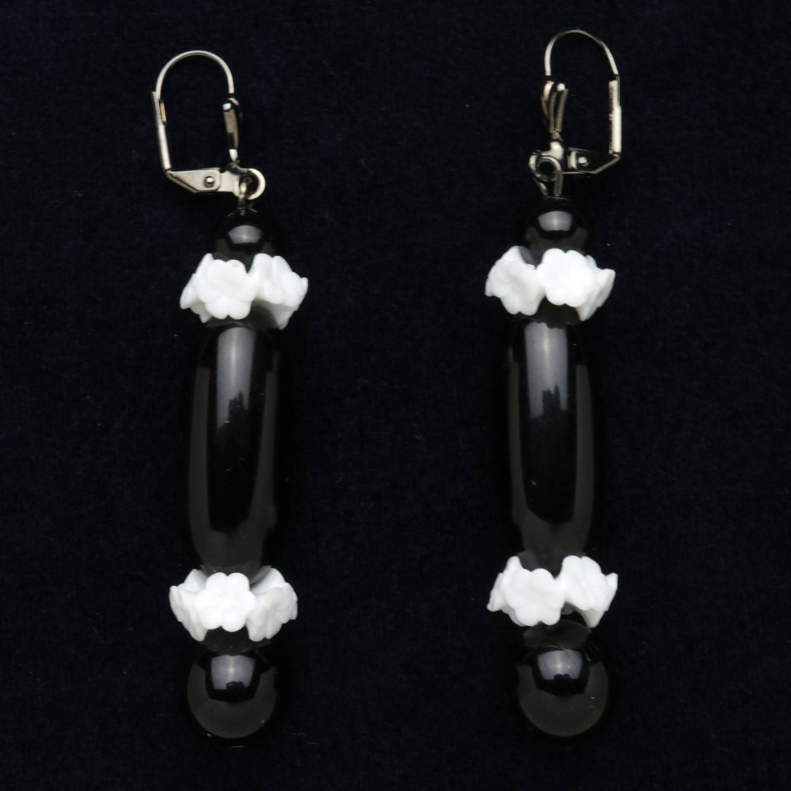 「ブラブラロングオーバル&フラワー」ピアス