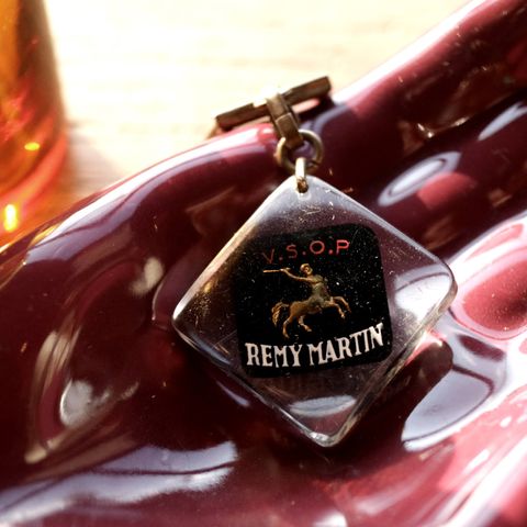 COGNAC REMY MARTIN コニャック・レミーマルタン ブルボンキーホルダー