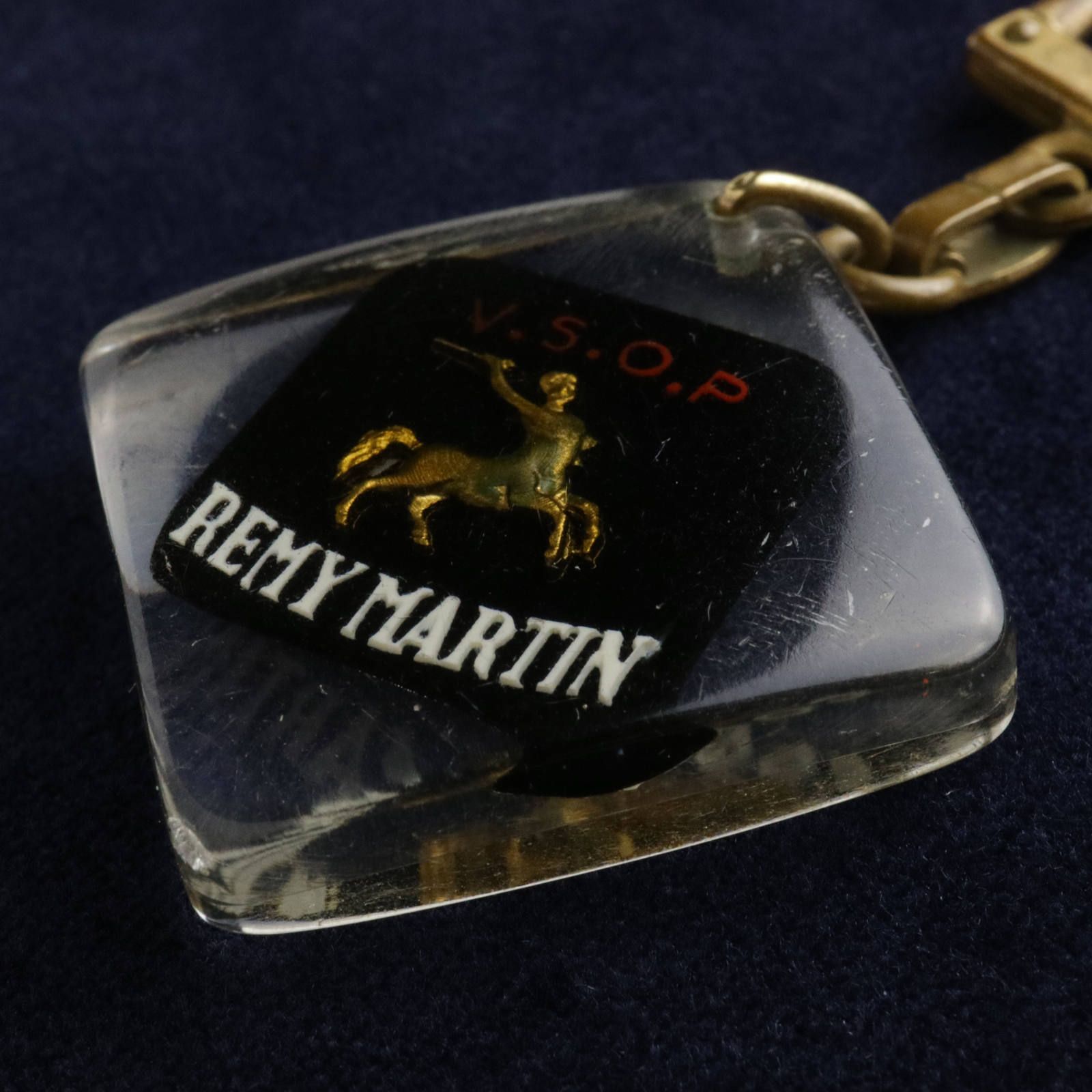 COGNAC REMY MARTIN コニャック・レミーマルタン ブルボンキーホルダー