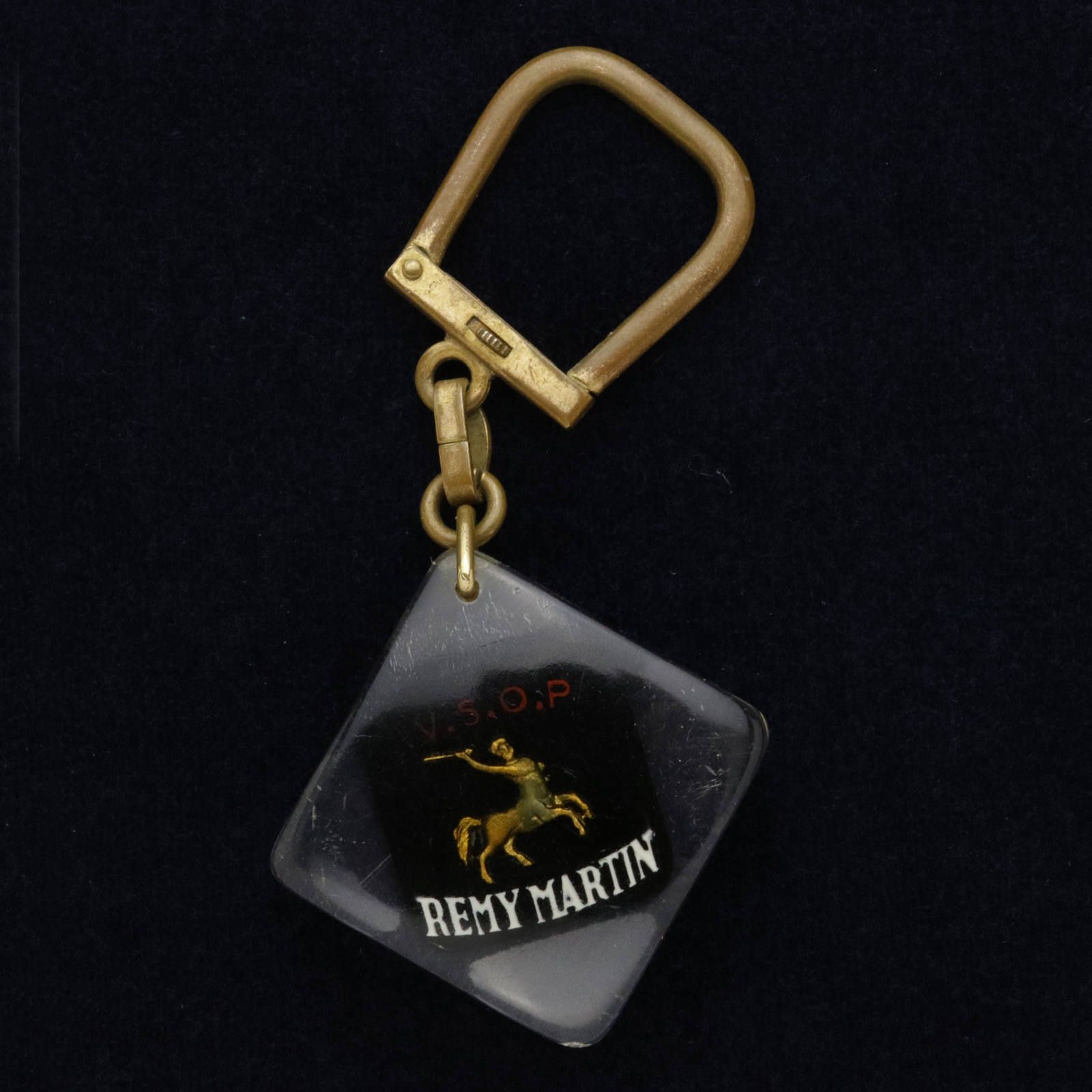 COGNAC REMY MARTIN コニャック・レミーマルタン ブルボンキーホルダー