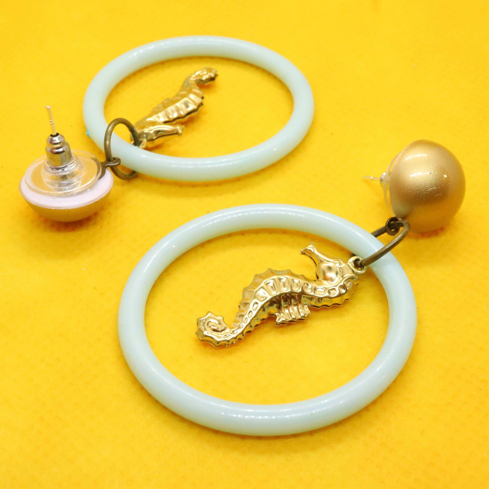 Luxulite/リュクスライト ”Seahouse hoop/シーホースフープ” ピアス