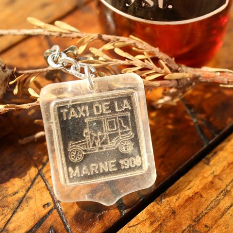 TAXI DE LA MARNE タクシー会社 フレンチキーホルダー