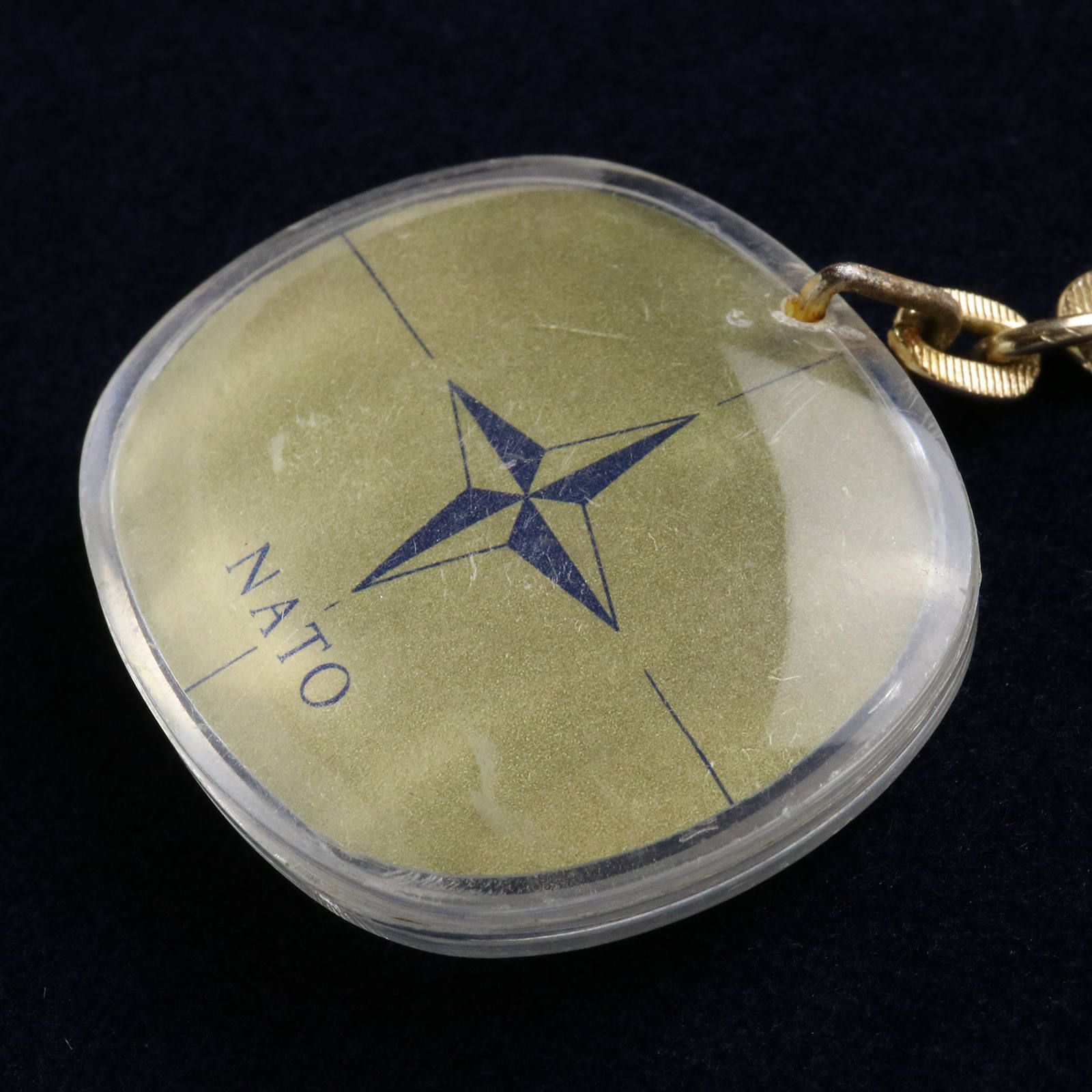 NATO ナトー 北大西洋条約機構 フレンチキーホルダー