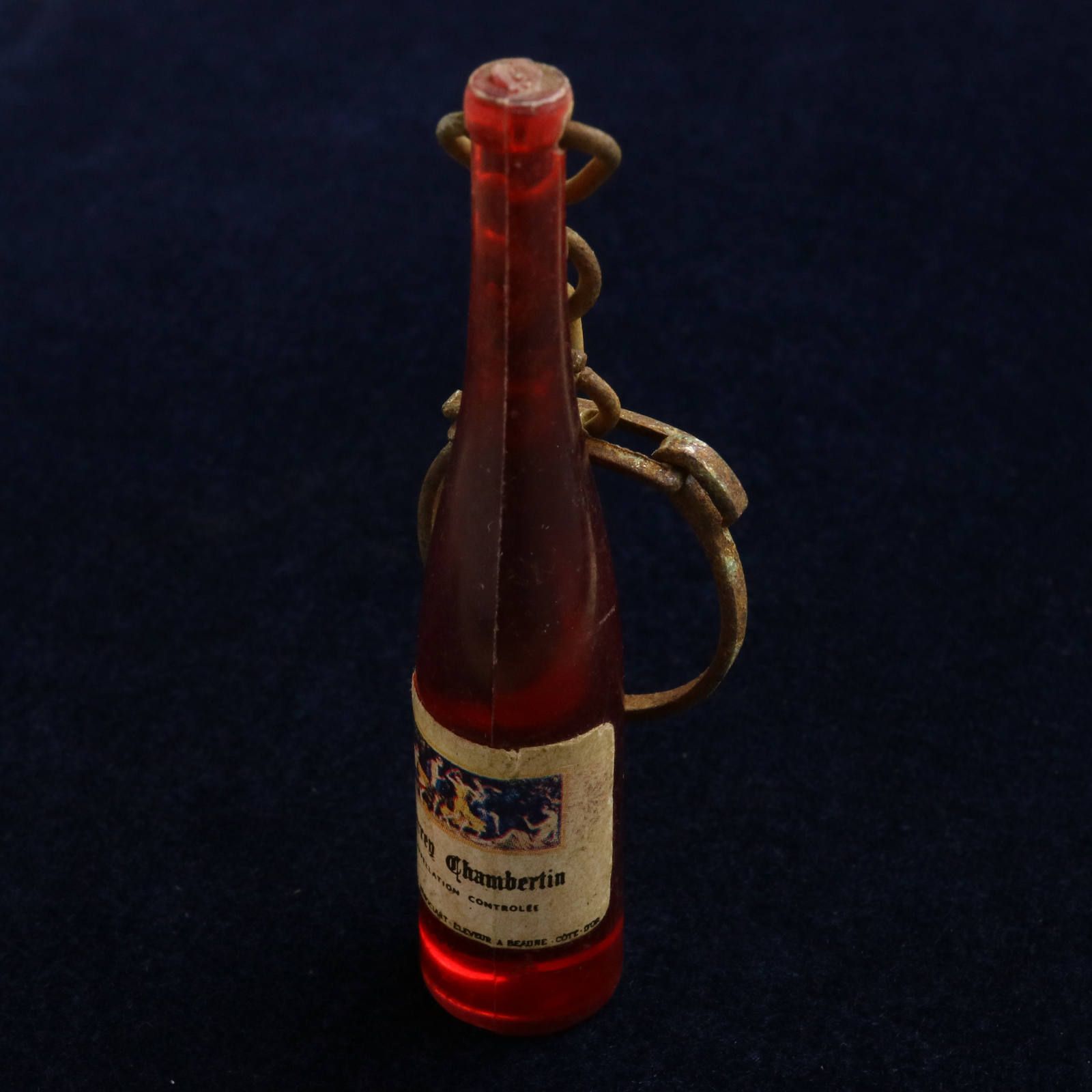 Gevrey Chambertin ジュヴレ・シャンベルタン ワイン フレンチキーホルダー