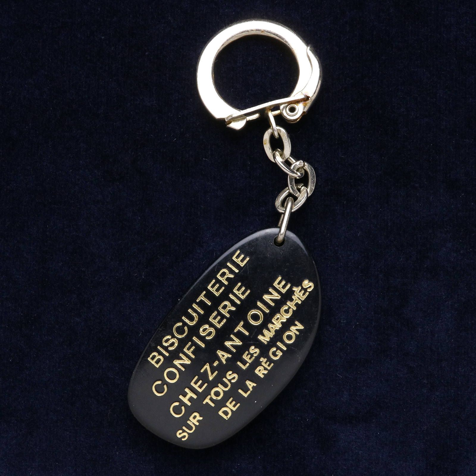 BISCUITERIE CONFISERIE CHEZ-ANTOINE ARDENNES フレンチキーホルダー