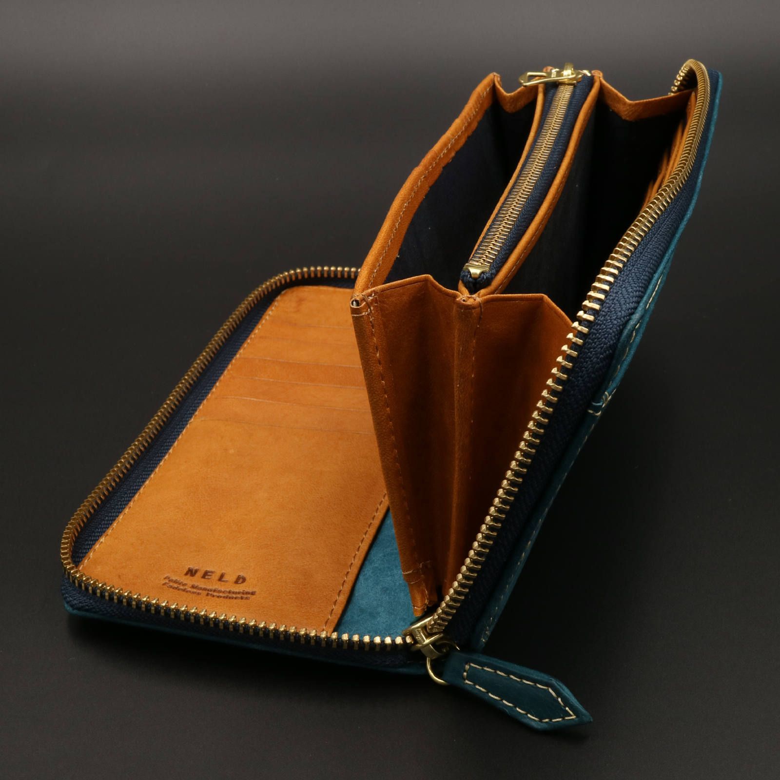 「PUEBRO」 ラウンドジップ長財布/ブルー