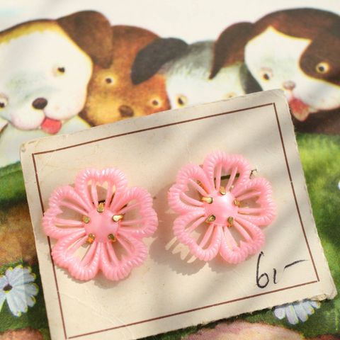 プラフィリグリーフラワーイヤリング 50's/The Pink Bungaloo collection(ザ・ピンク・バンガロー・コレクション)