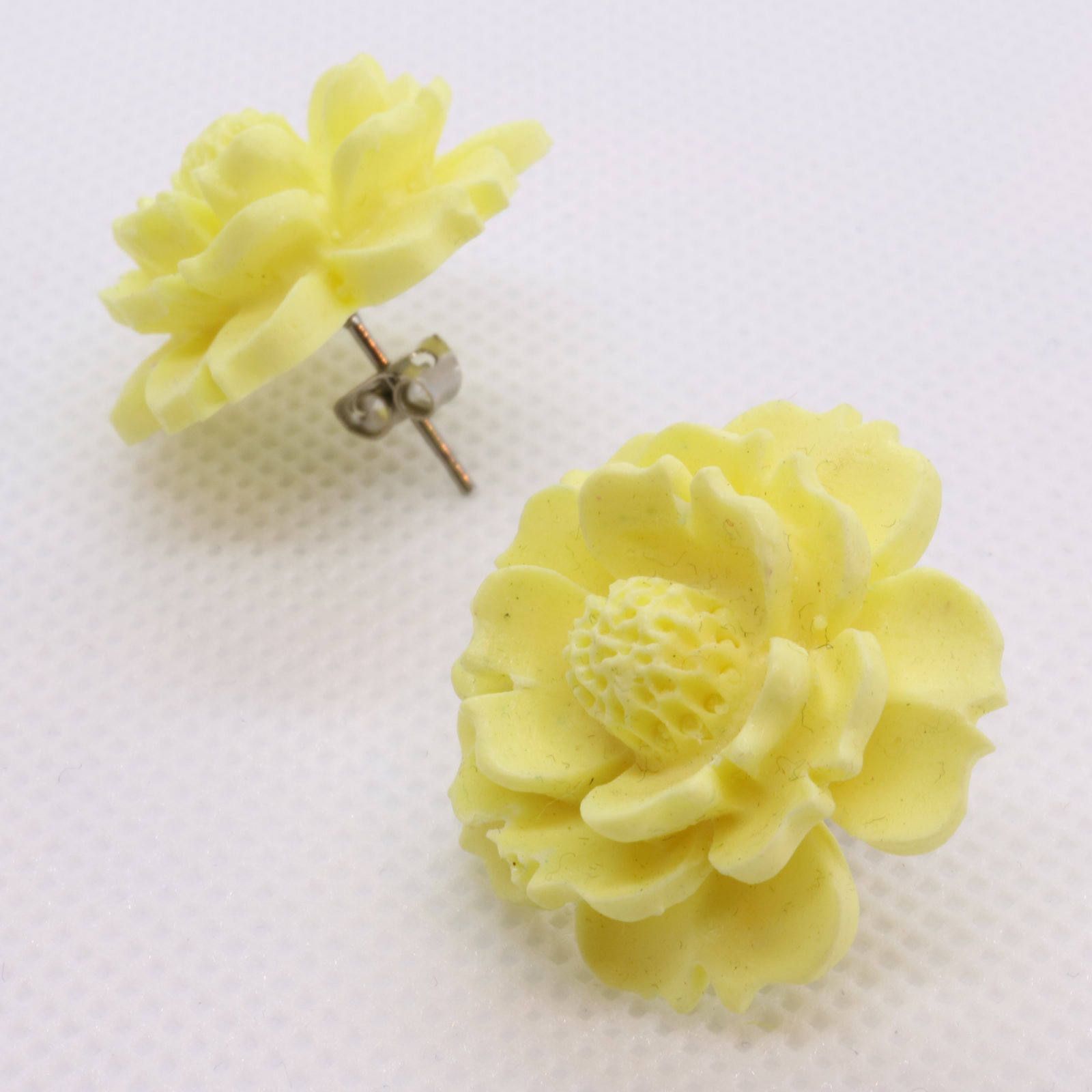 「プラフラワーL」ピアス