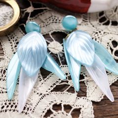 「パールパステルリーフ」ピアス