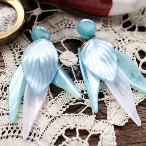 「パールパステルリーフ」ピアス