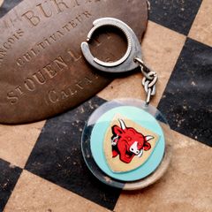 La Vache Qui Rit ラヴァシュキリ 笑う牛 チーズ ブルボンキーホルダー
