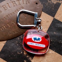 NF Normes Francaises ブルボンキーホルダー