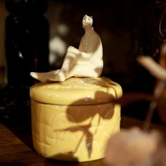 小物入れ はだかの女性 フランス 1920s