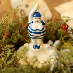 「べニューズ」 ぽっちゃり 磁器製の水着女性 小物入れ フランス 1920s